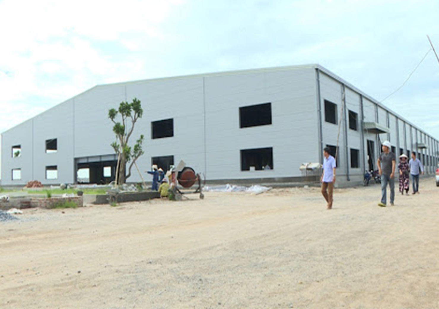 NHÀ MÁY MAY XUẤT KHẨU SAO THÁI DƯƠNG